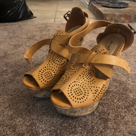 charming Charlie’s tan wedges - Picture 3 of 7